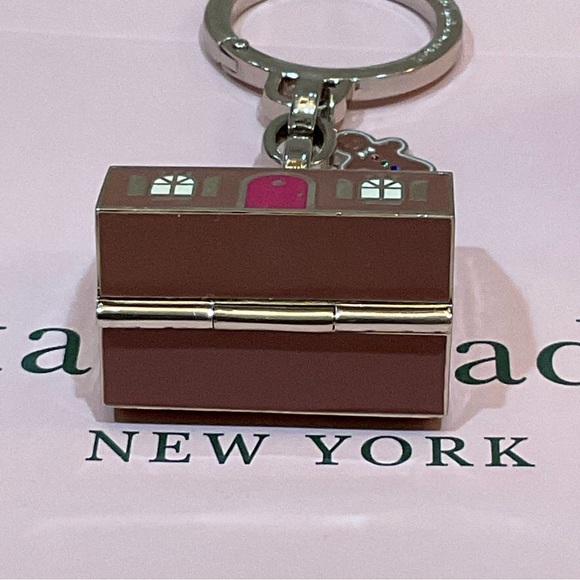 Kate Spade Gingerbread Keychain - Picture 9 of 14